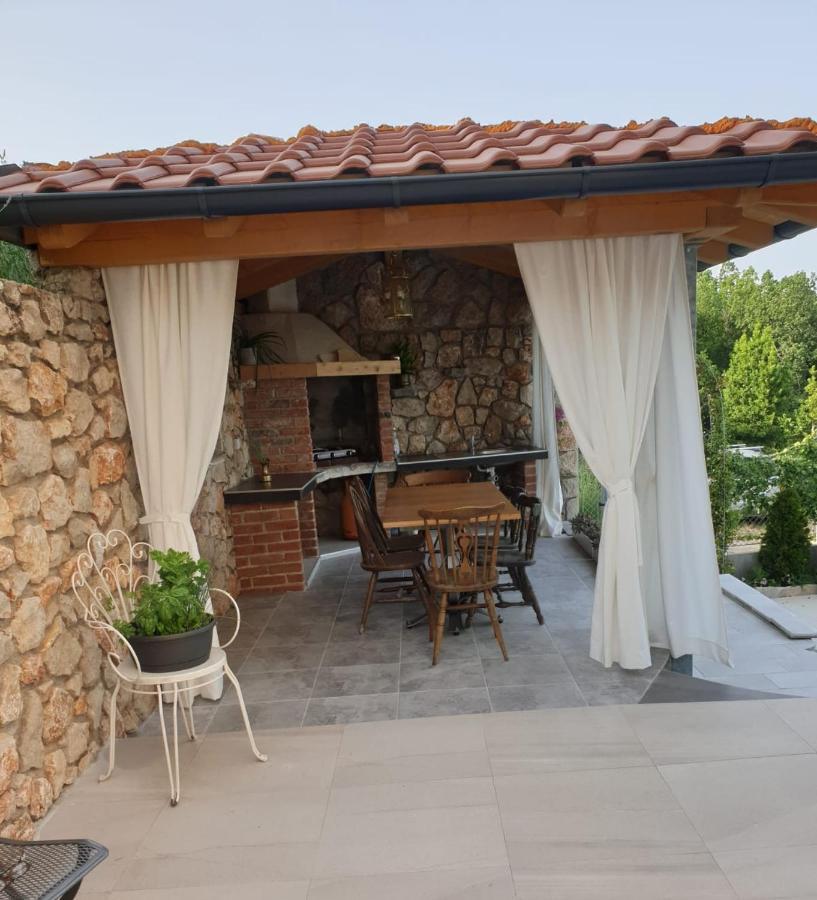 Ferienhaus Nera Пломин Екстериор снимка
