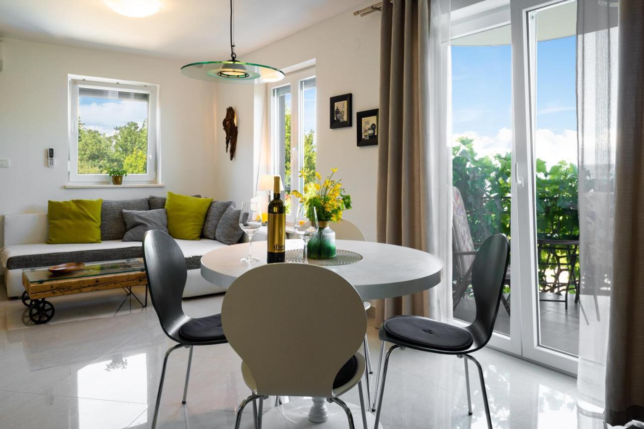 Ferienhaus Nera Пломин Екстериор снимка